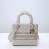 DIR 44532 Lady D-Lite Reverse Pearl White 24CM