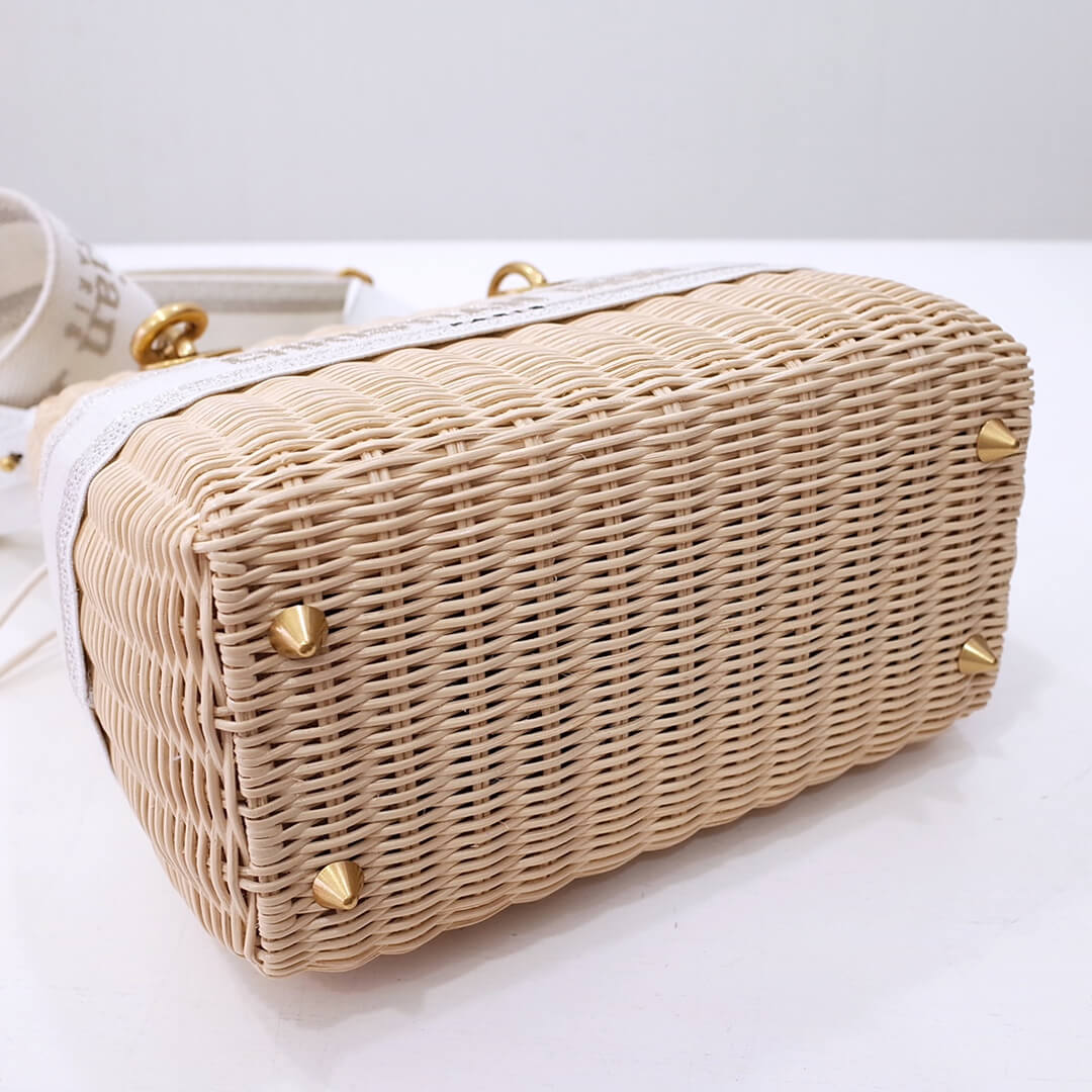 DIR 44532 Lady D-Lite mini 24cm white