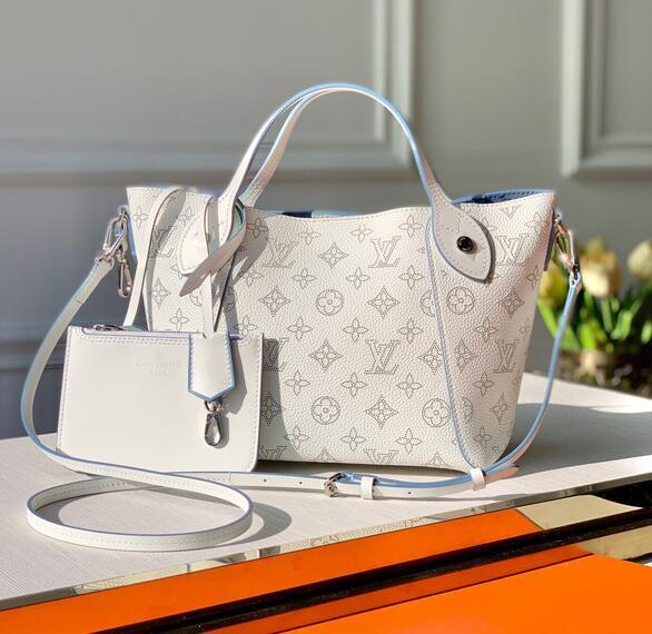 Luxe Touch Bags -   3138