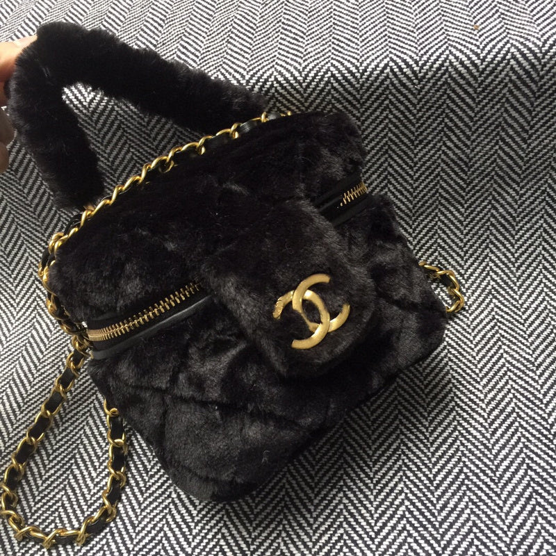 Luxe Touch Bags 

 -  Bags - 3406