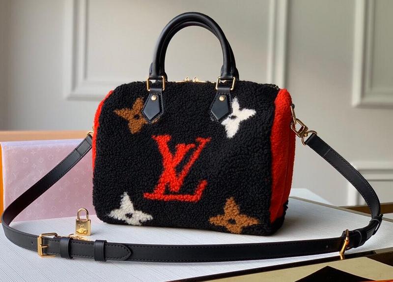 Luxe Touch Bags -   2994