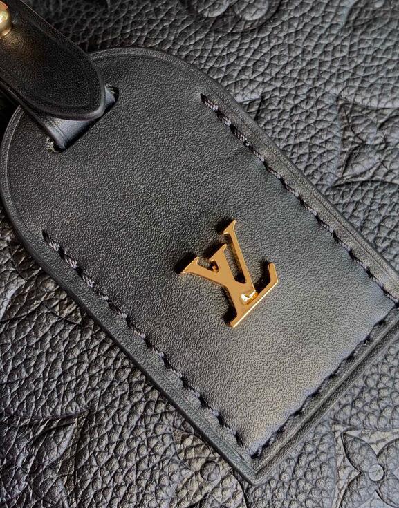 Luxe Touch Bags -   2965