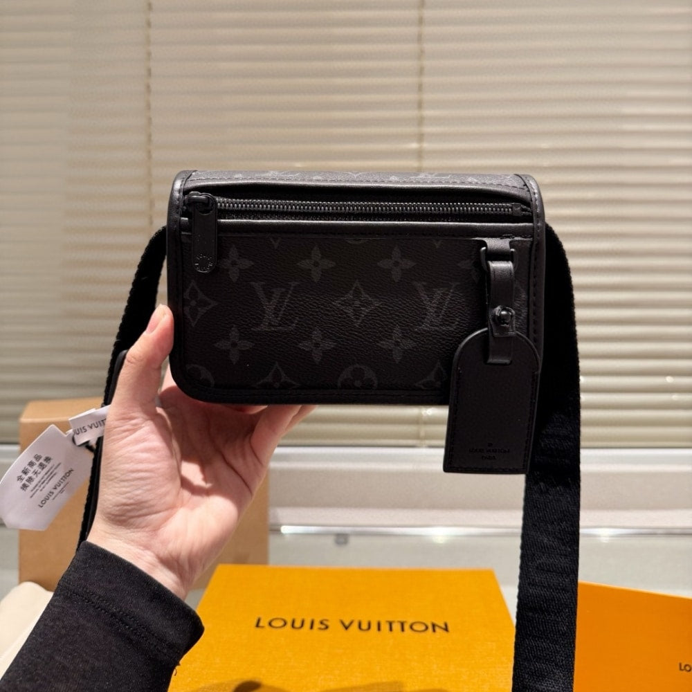 LV BOSPHORE WEARABLE WALLET MONOGRAM ECLIPSE CANVAS BLACK 19CM M12599