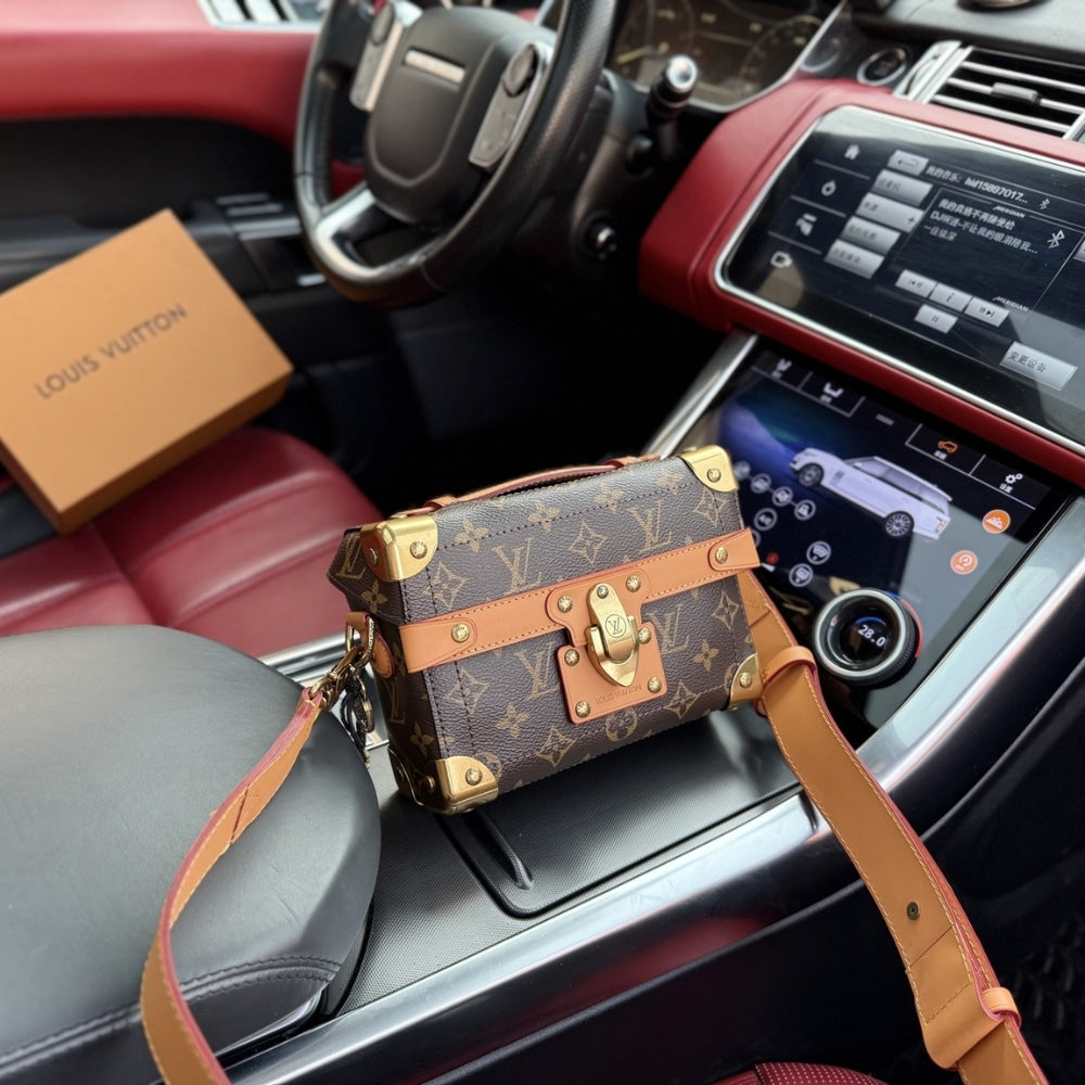 LV SOUL TRUNK MONOGRAM DUST COATED CANVAS 15CM M11535