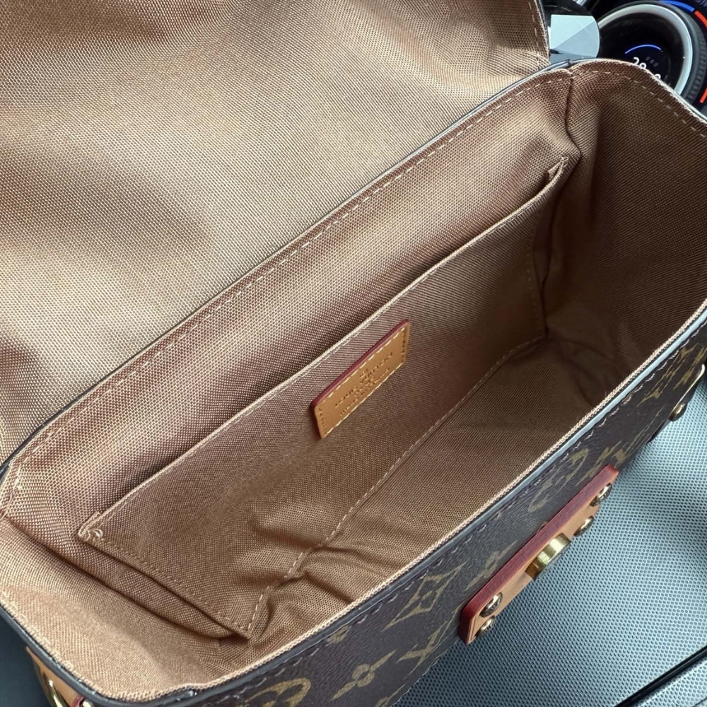 LV SOUL TRUNK MONOGRAM DUST COATED CANVAS 15CM M11535