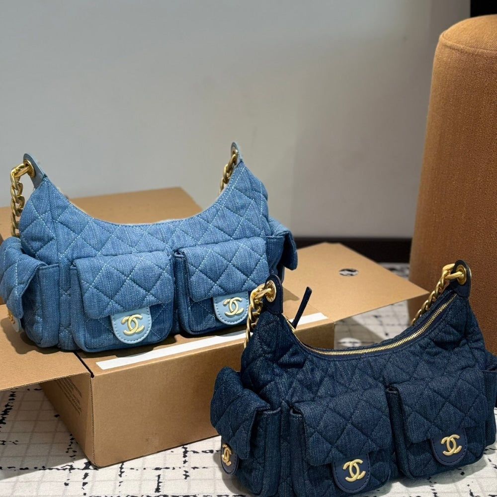 CC LARGE HOBO BAG WASHED DENIM AND GOLD TONE METAL DARK BLUE 31CM