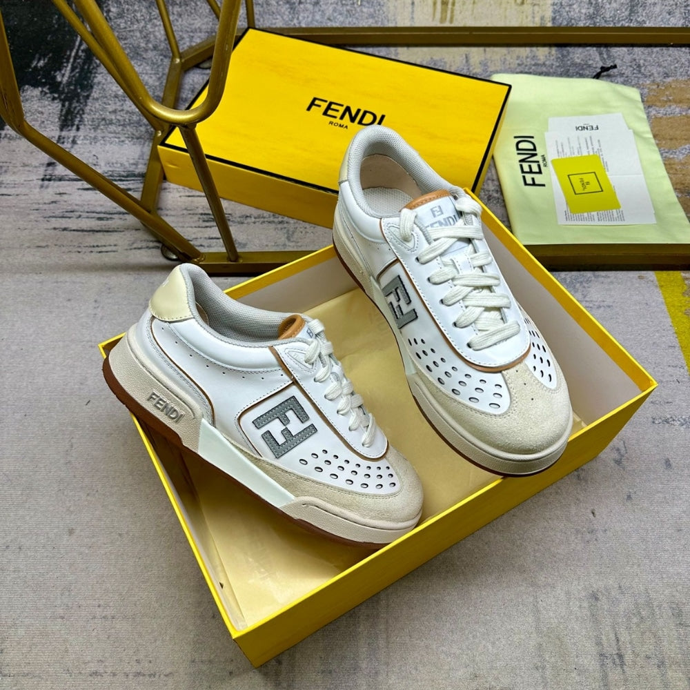 FD MATCH SUEDE LOW TOPS WHITE AND BROWN  8E8670ASB2F1RUX