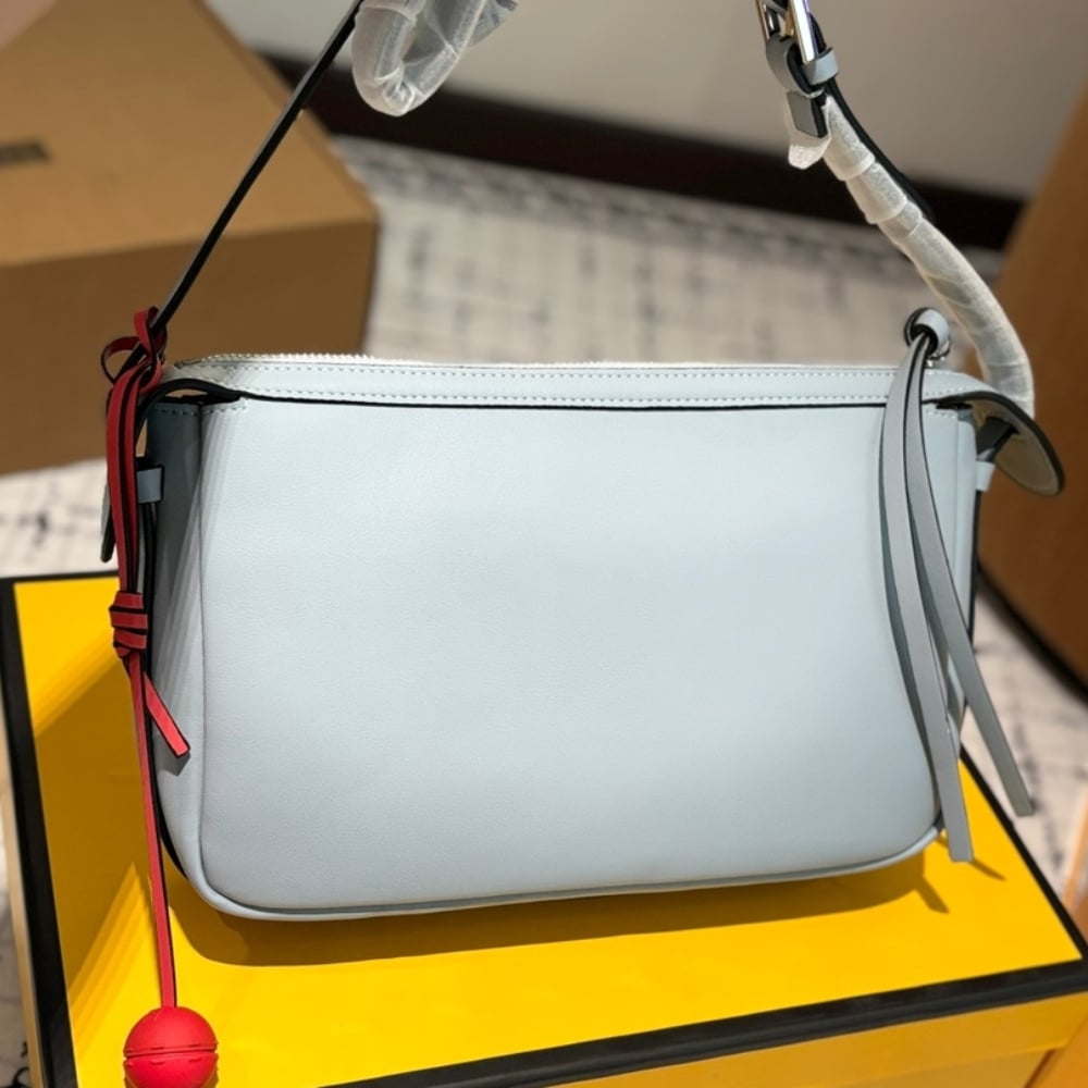 FD SIMPLY FD MINI BAG LIGHT BLUE 23CM 8BS097ATY6F1Q5V