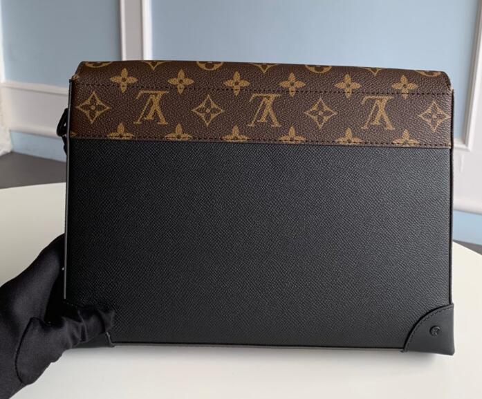 Luxe Touch Bags -   2675