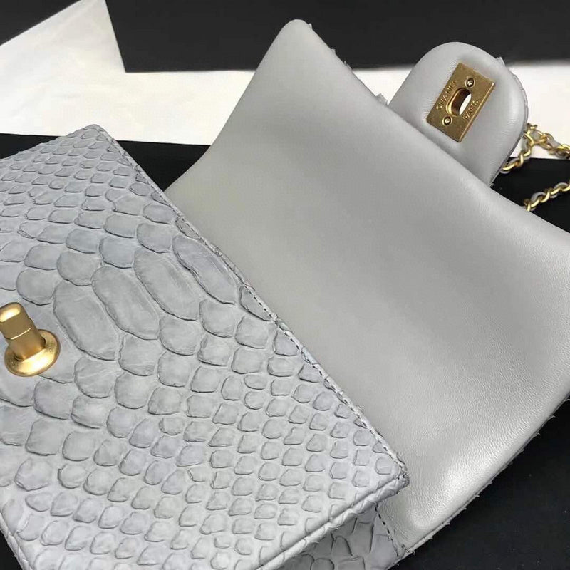 Luxe Touch Bags 

 -  Bags - 2944
