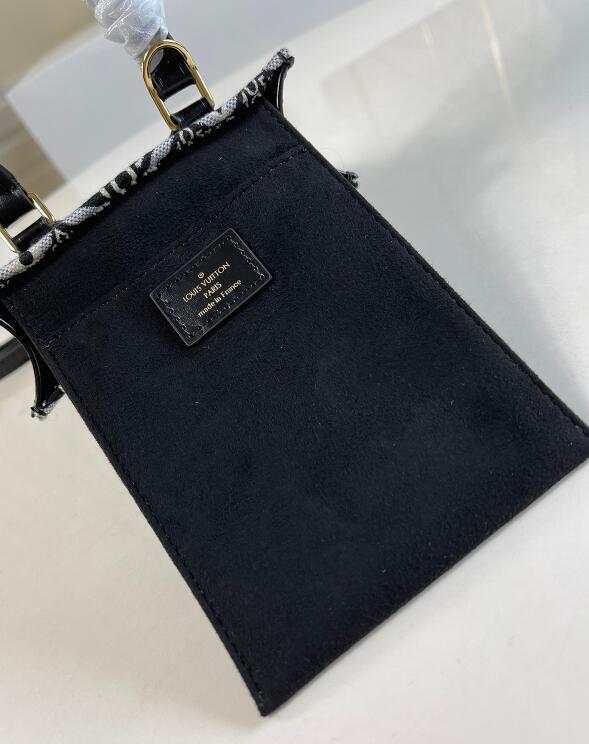 Luxe Touch Bags -   2578