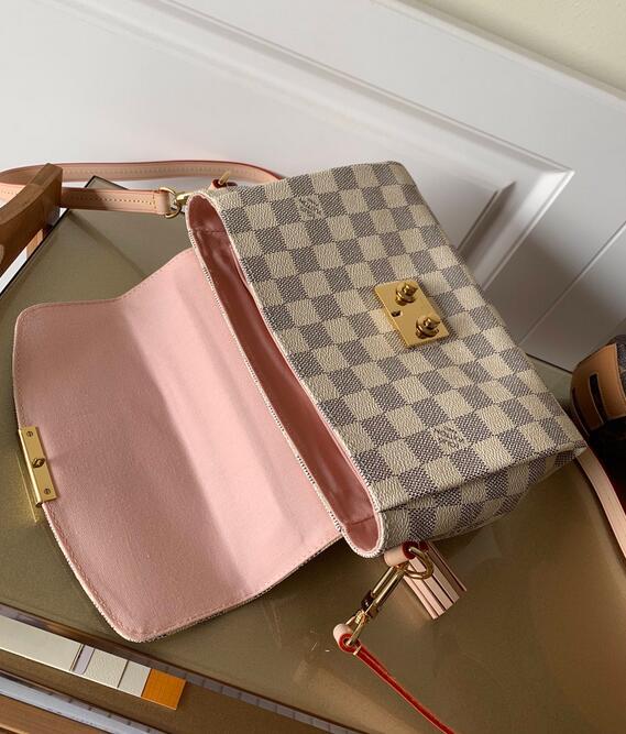 Luxe Touch Bags -   2523