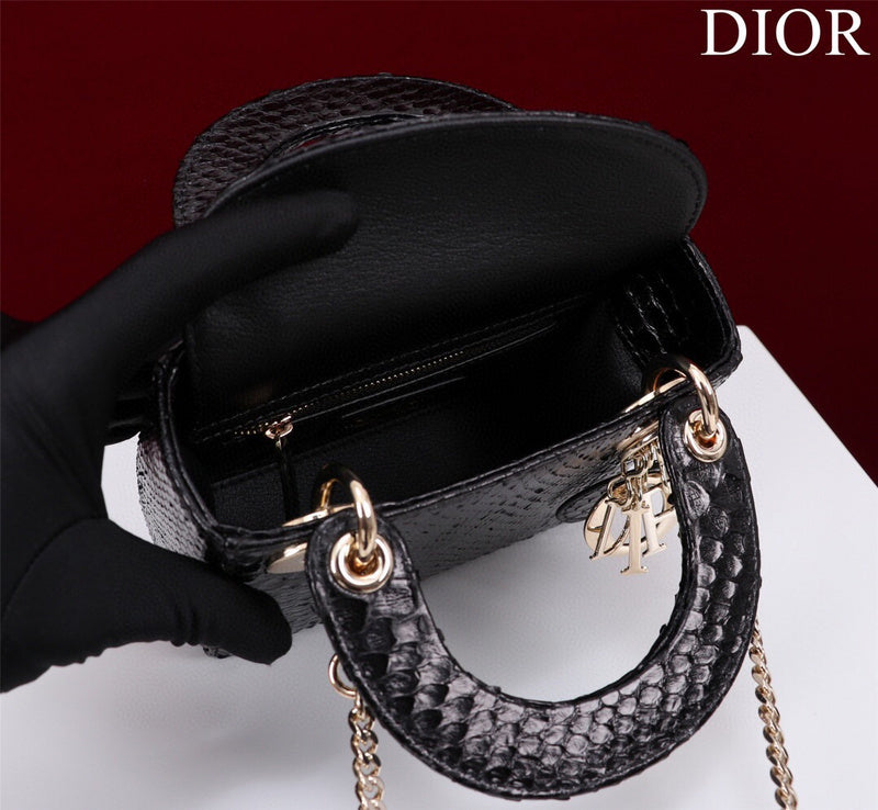 LTB - Luxe Touch Bags - 102