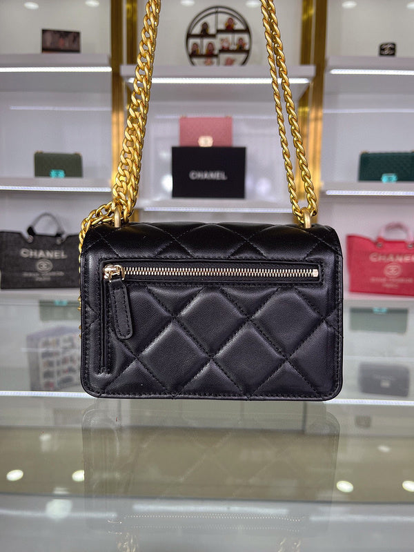 Luxe Touch Bags 

 -  Bags - 3365