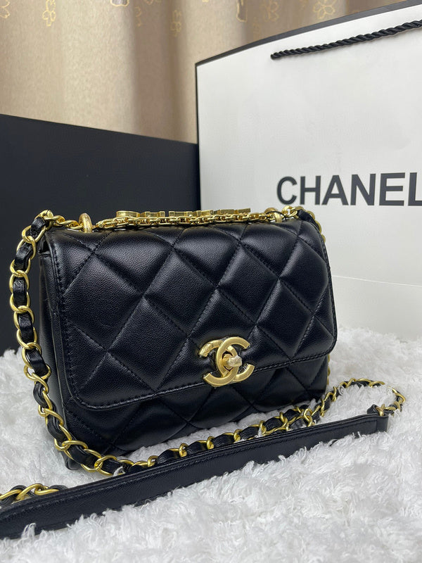 Luxe Touch Bags 

 -  Bags - 3152