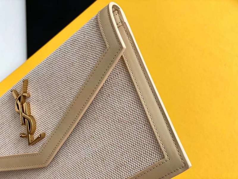 Luxe Touch - SLY Bags 211