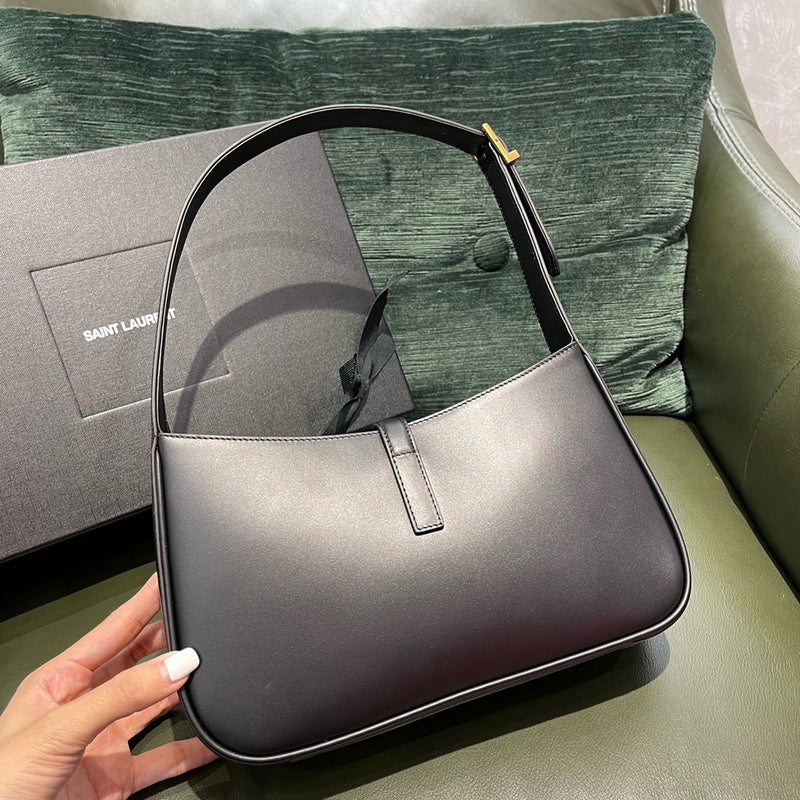 Luxe Touch - SLY Bags 478