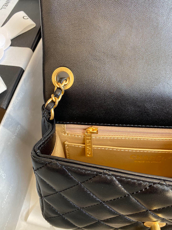 Luxe Touch Bags 

 -  Bags - 3478