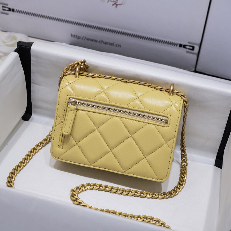 Luxe Touch Bags 

 -  Bags - 2923