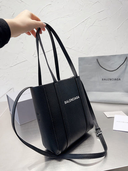 Luxe Touch Fashion - BGA Bags - 1596