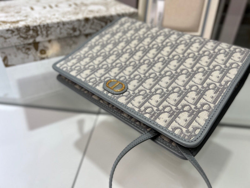 LTB - Luxe Touch Bags - 589