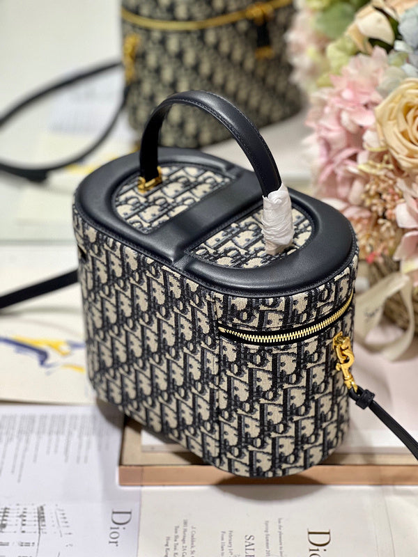 LTB - Luxe Touch Bags - 598