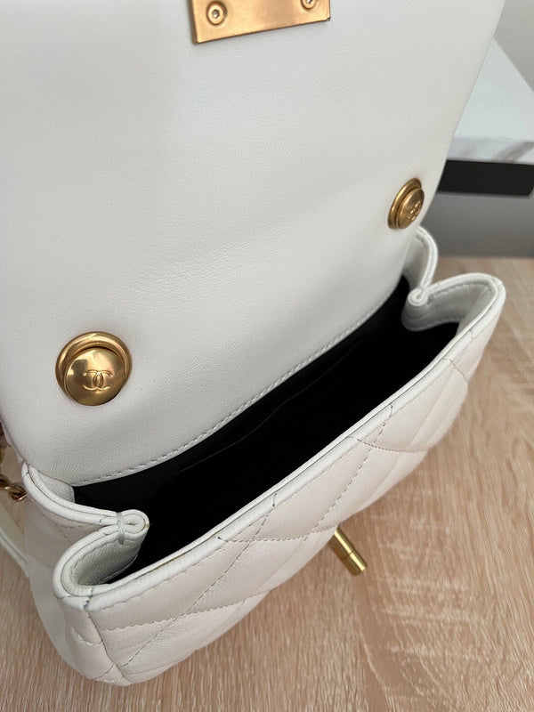 Luxe Touch Bags 

 -  Bags - 2847