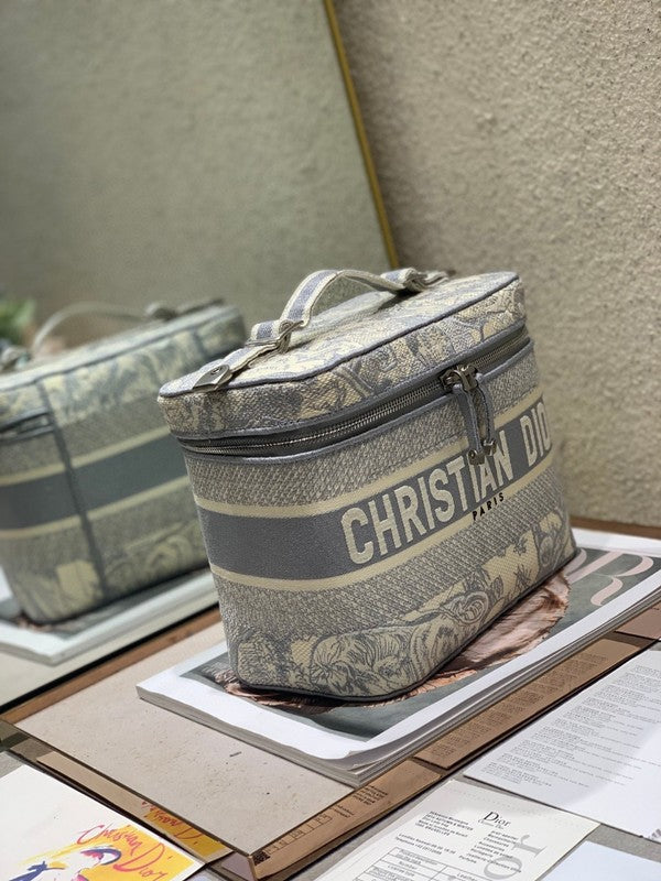 LTB - Luxe Touch Bags - 1974