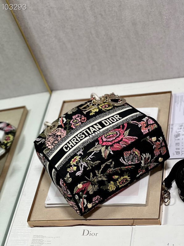 LTB - Luxe Touch Bags - 065