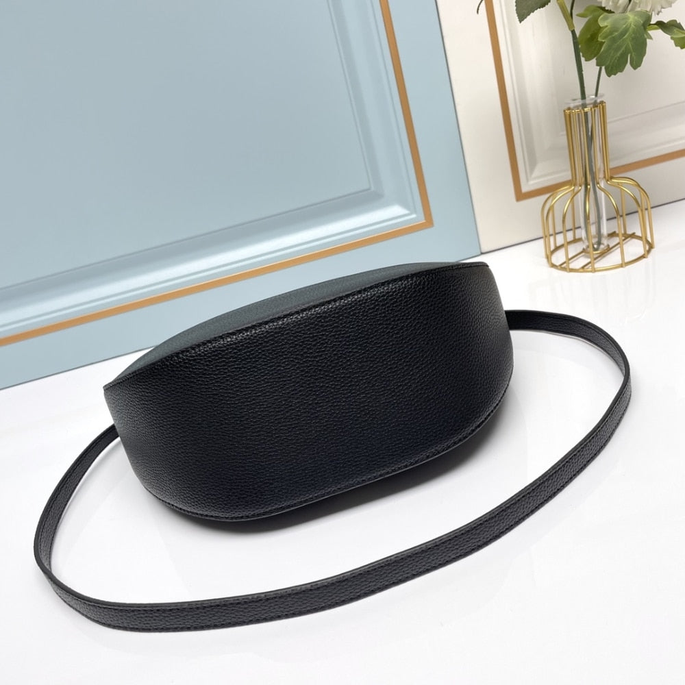 VO GARAVANI VLOGO MOON MEDIUM GRAINY HOBO BAG WITH CHAIN BLACK 29CM 4W0B0N59JDK 0NO