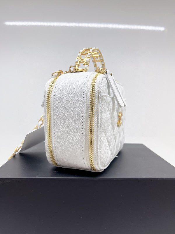 Luxe Touch Bags 

 -  Bags - 3182