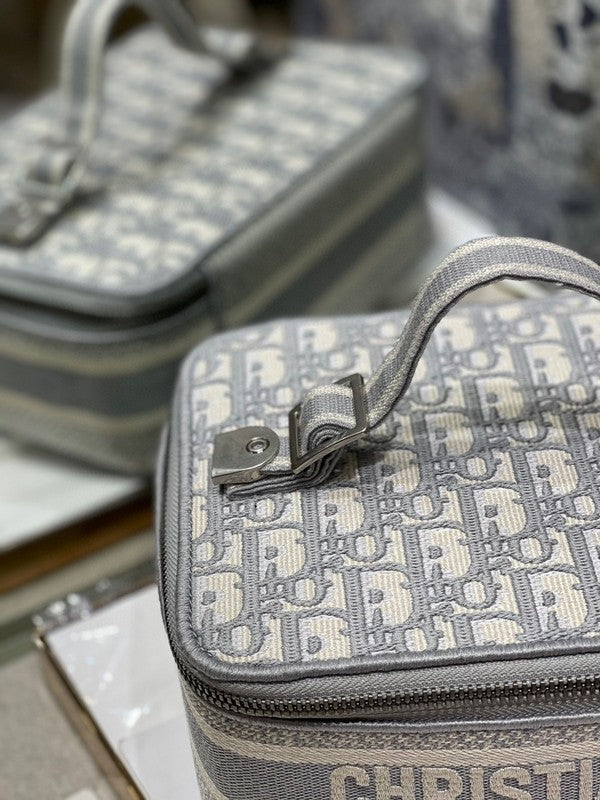LTB - Luxe Touch Bags - 1955