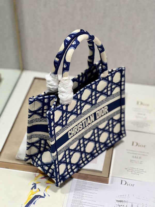 LTB - Luxe Touch Bags - 136