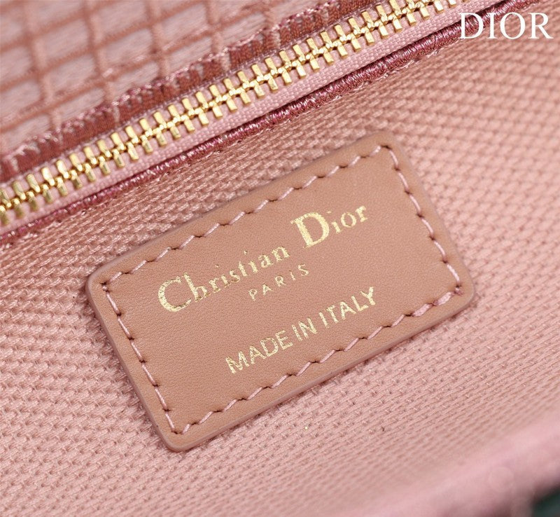 LTB - Luxe Touch Bags - 2015