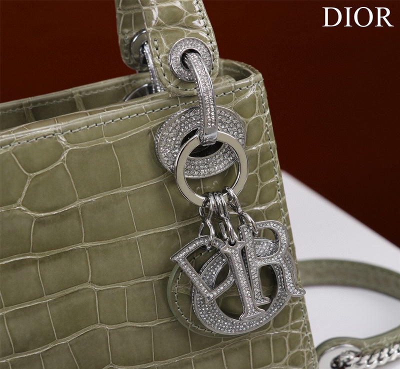 LTB - Luxe Touch Bags - 1645