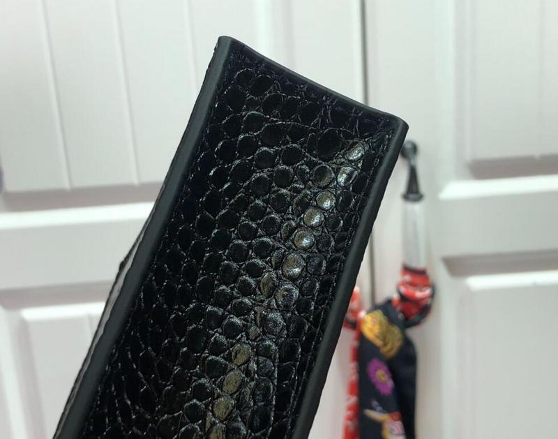 Luxe Touch Bags 

 - LTB Bags - 2204