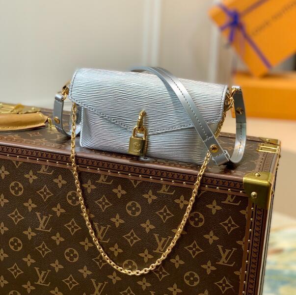 Luxe Touch Bags -   2259