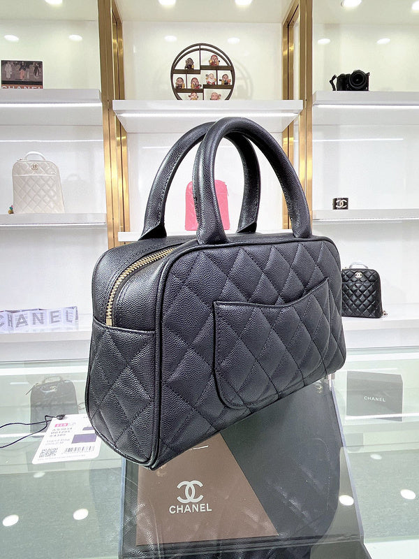 Luxe Touch Bags 

 -  Bags - 2999