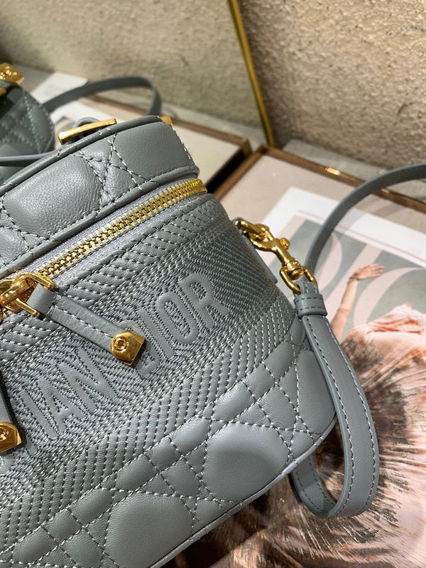 LTB - Luxe Touch Bags - 1931