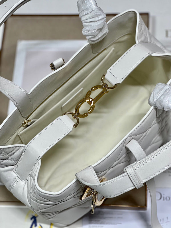 LTB - Luxe Touch Bags - 1589