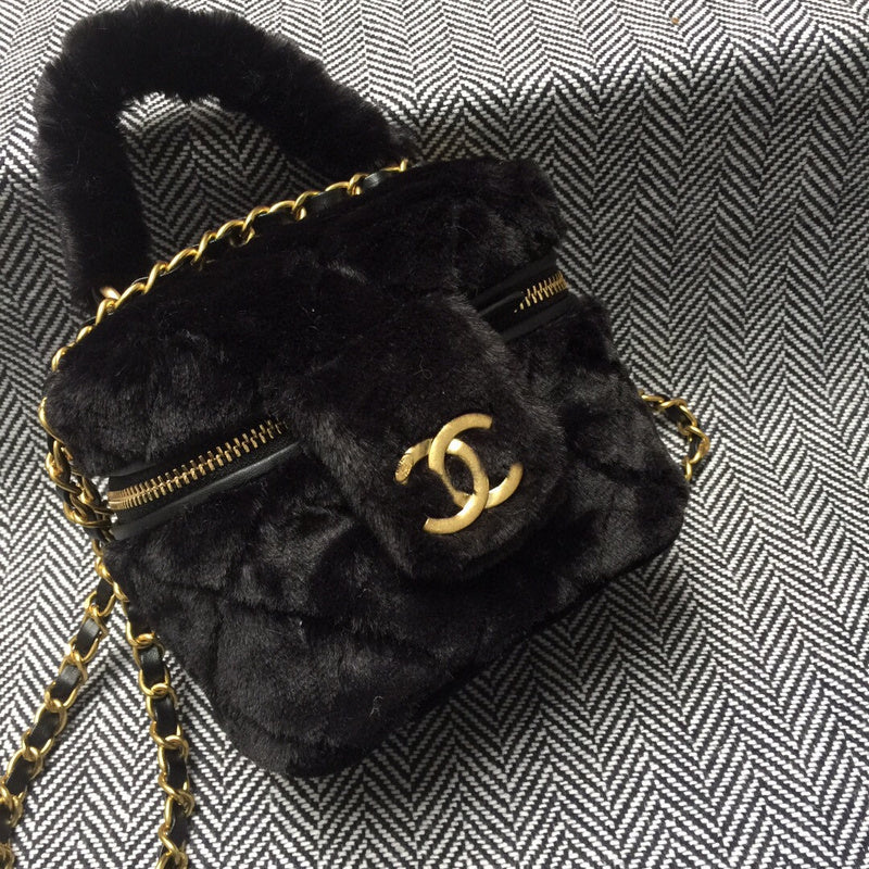 Luxe Touch Bags 

 -  Bags - 3406