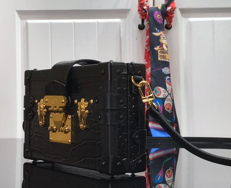 Luxe Touch Bags -   2364