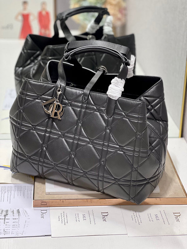 LTB - Luxe Touch Bags - 079