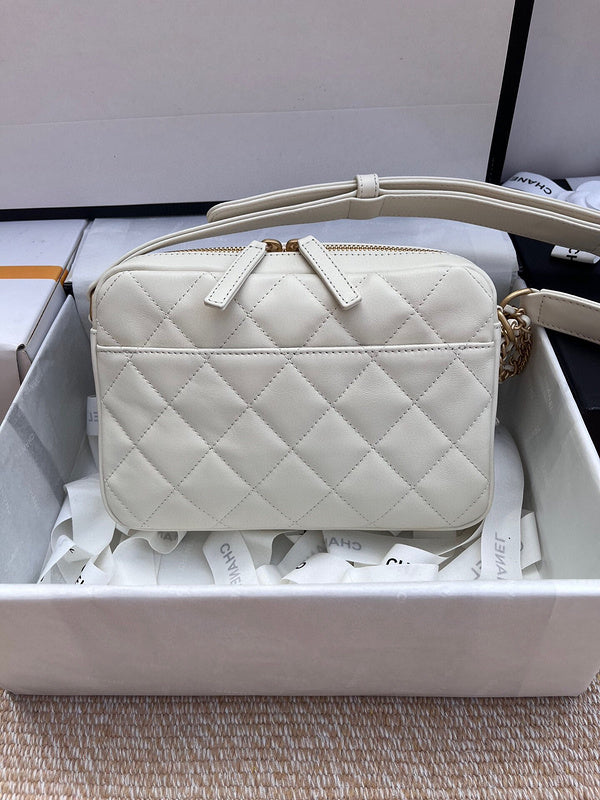 Luxe Touch Bags 

 -  Bags - 3419