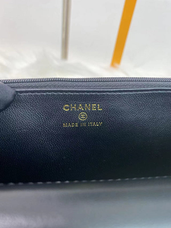 Luxe Touch Bags 

 -  Bags - 3076