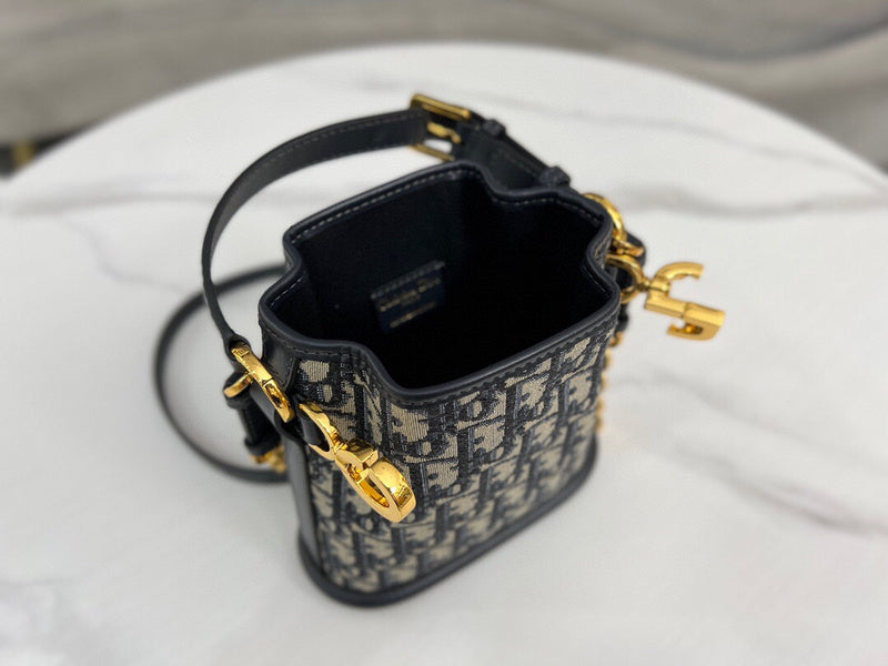LTB - Luxe Touch Bags - 496