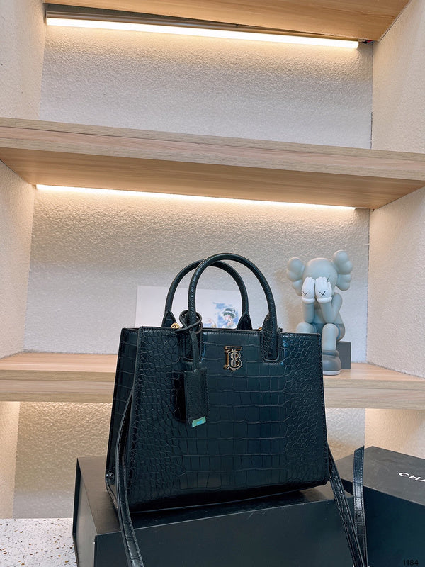 Luxe Touch Fashion -BBR Bags - 1697