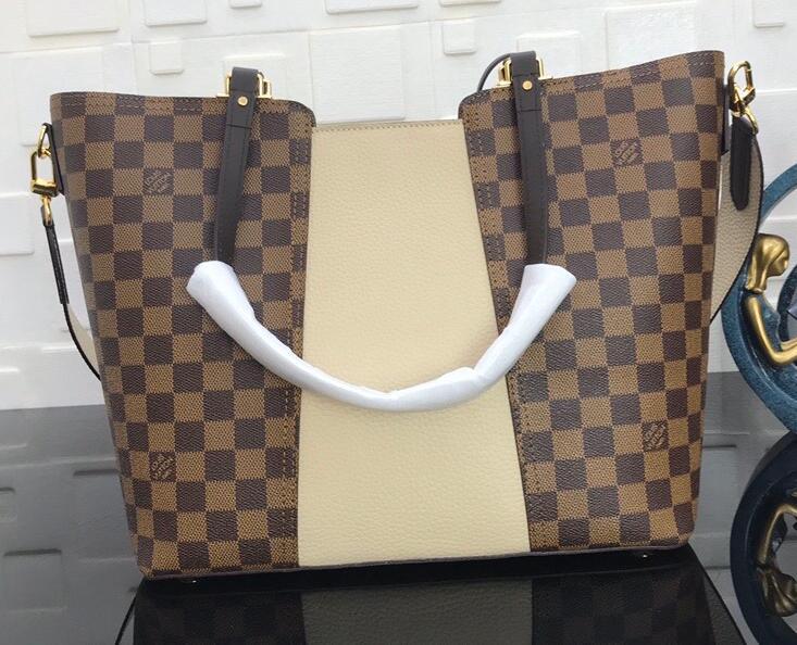 Luxe Touch Bags -   3030