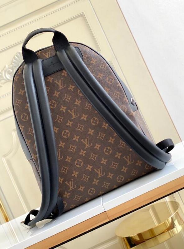 Luxe Touch Bags -   2147