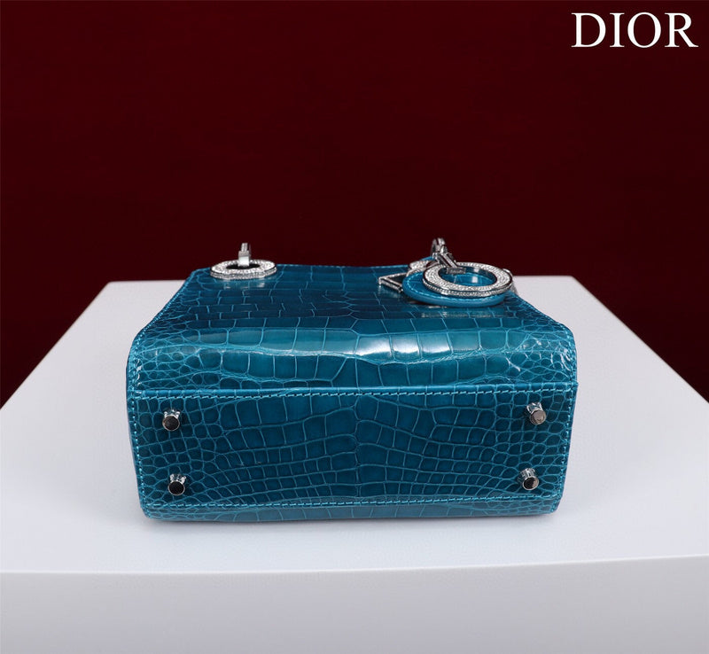 LTB - Luxe Touch Bags - 1644